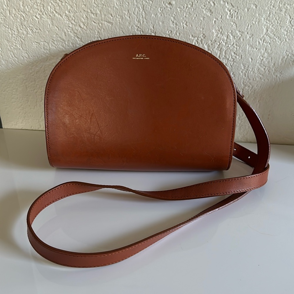 APC Demi lune half moon bag - congac brown